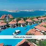 Luxury 5-Star Palm Resort